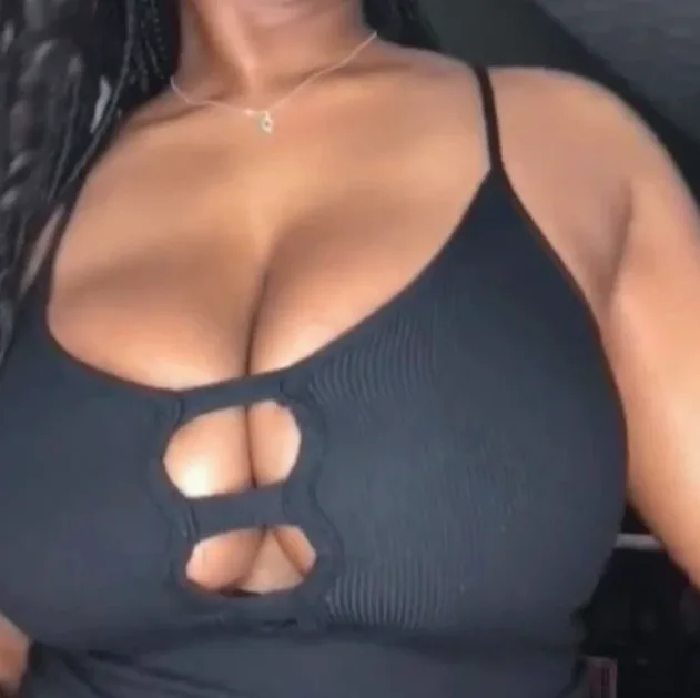 Hanane, 25 años